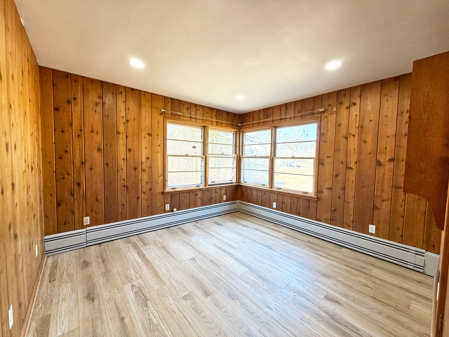 25W621 Indian Hill Woods Drive, Naperville, IL 60563