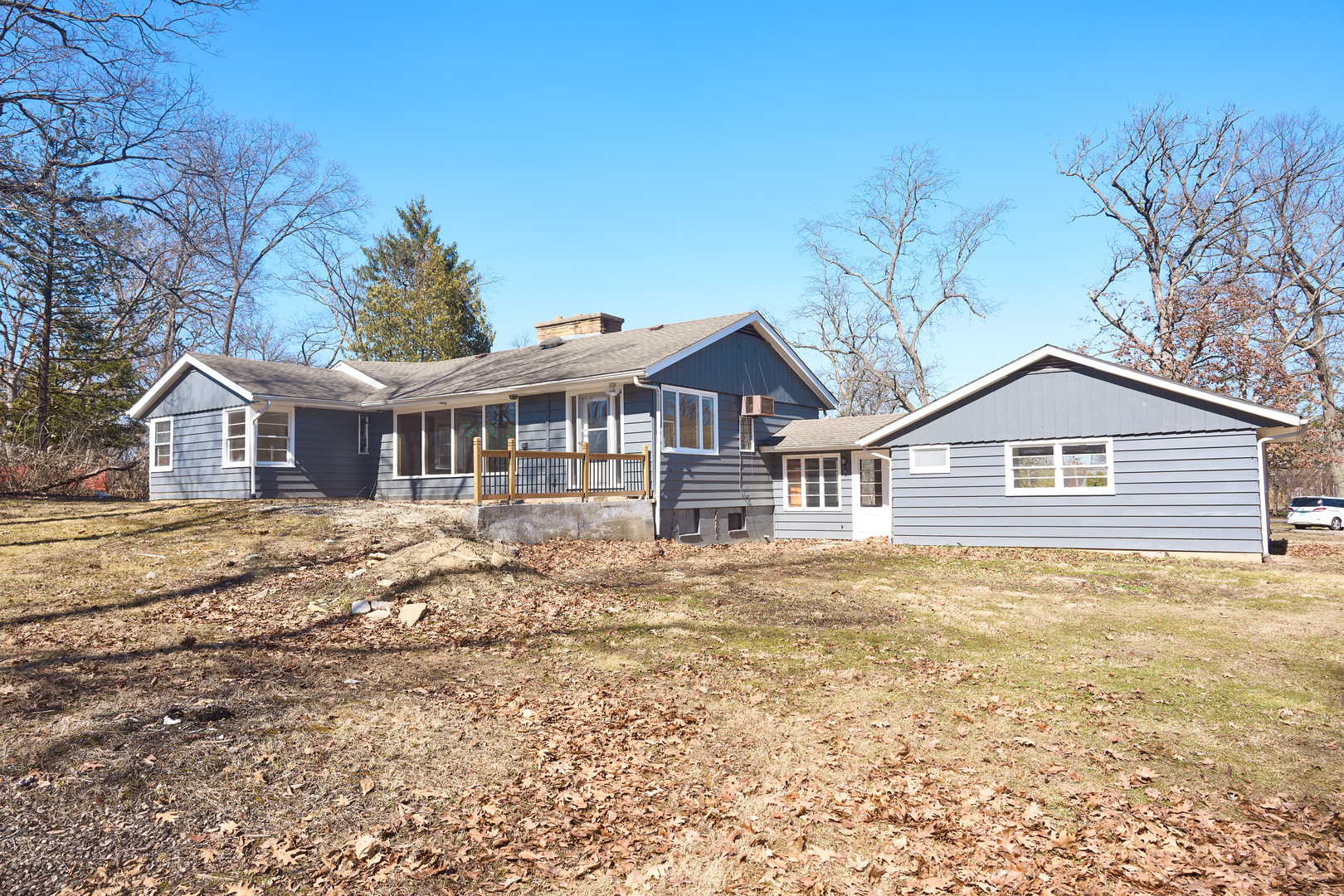 25W621 Indian Hill Woods Drive, Naperville, IL 60563