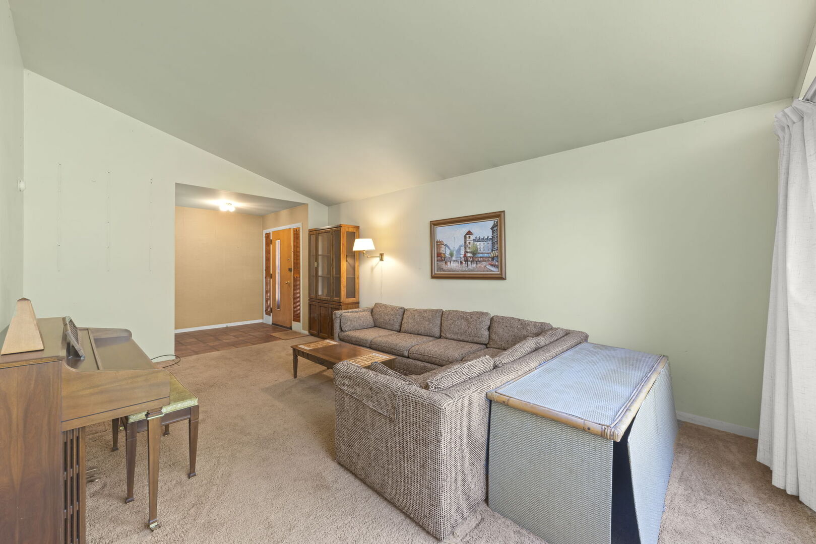 222 E Julia Drive, Villa Park, IL 60181