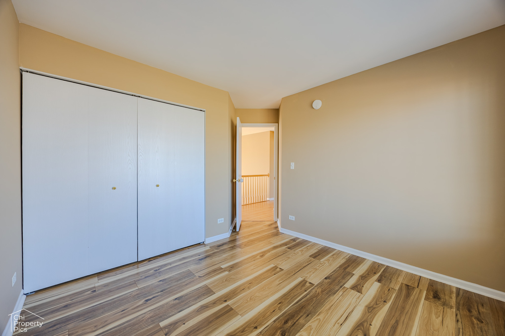 252 BALMORAL Court, Glendale Heights, IL 60139