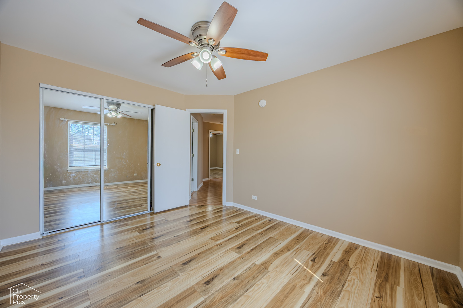 252 BALMORAL Court, Glendale Heights, IL 60139