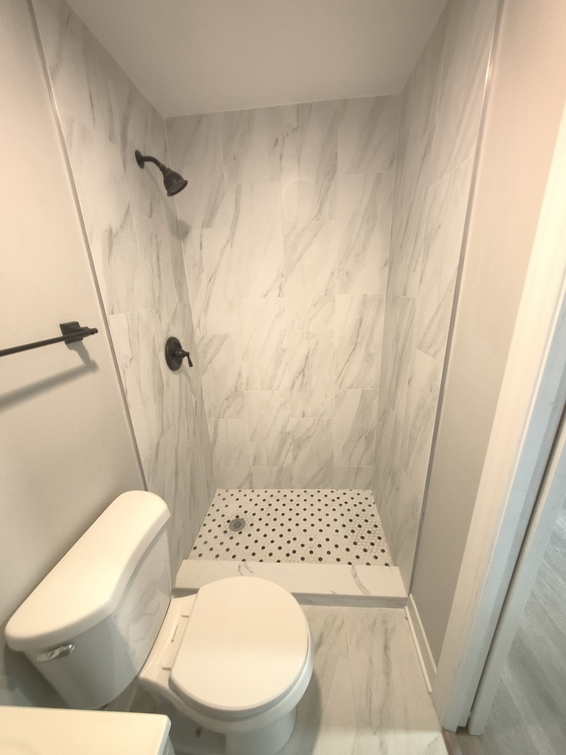 1803 Riverside Drive, McHenry, IL 60050