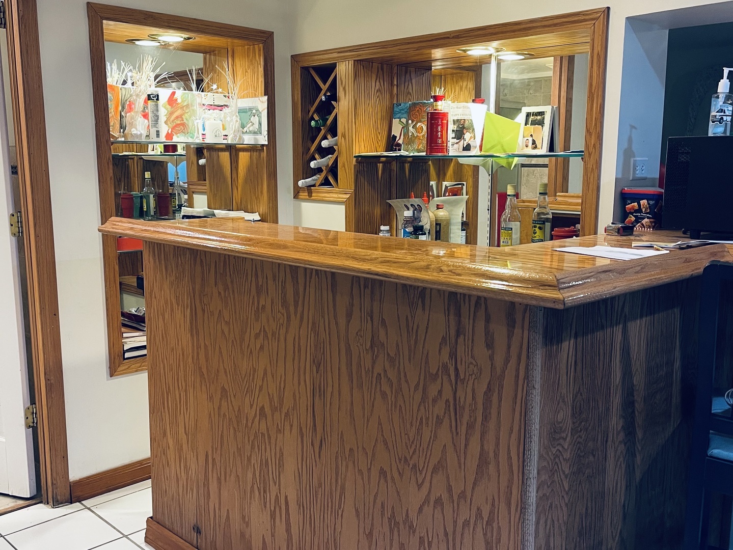 8925 Oriole Avenue, Morton Grove, IL 60053