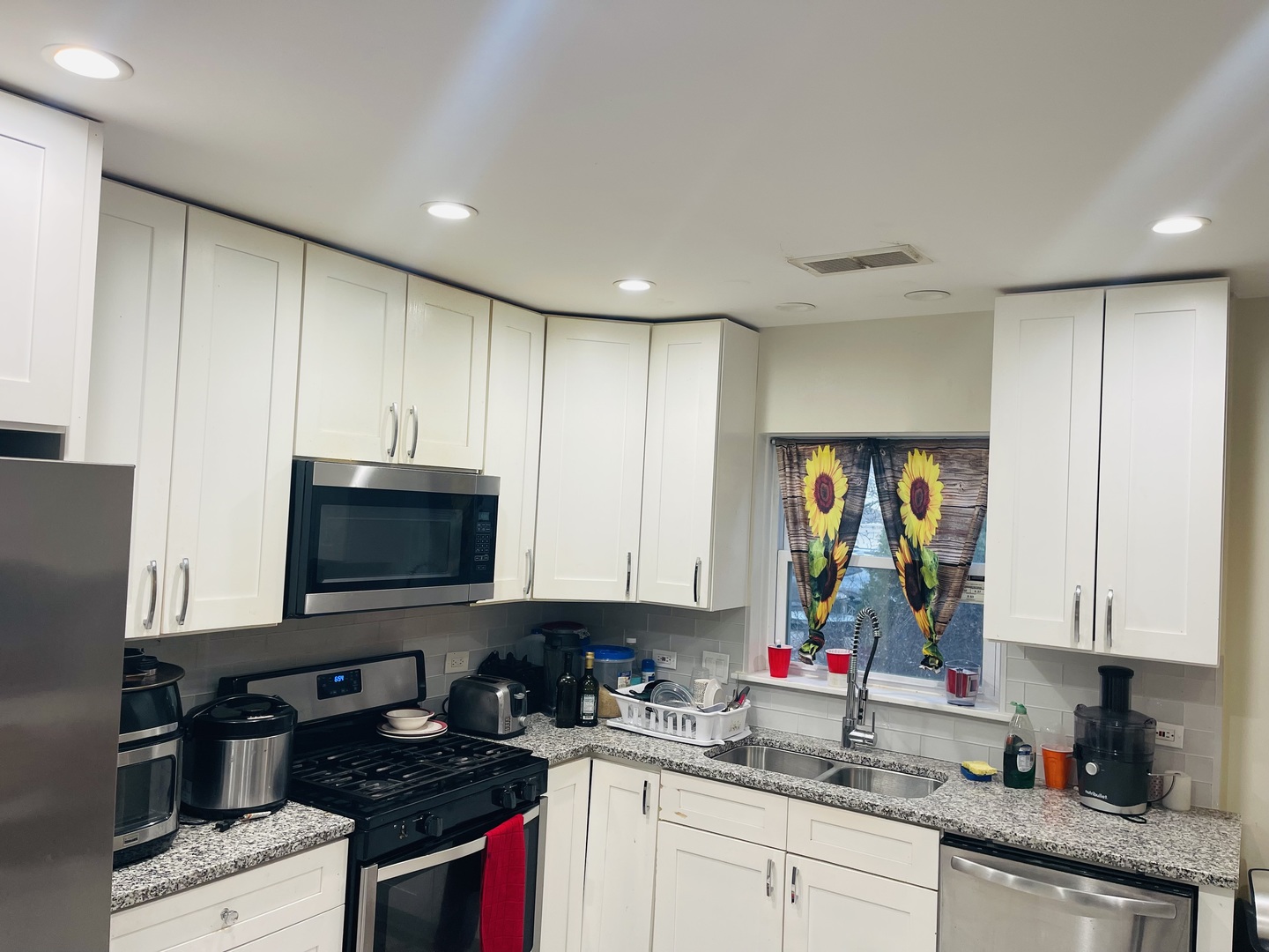 8925 Oriole Avenue, Morton Grove, IL 60053