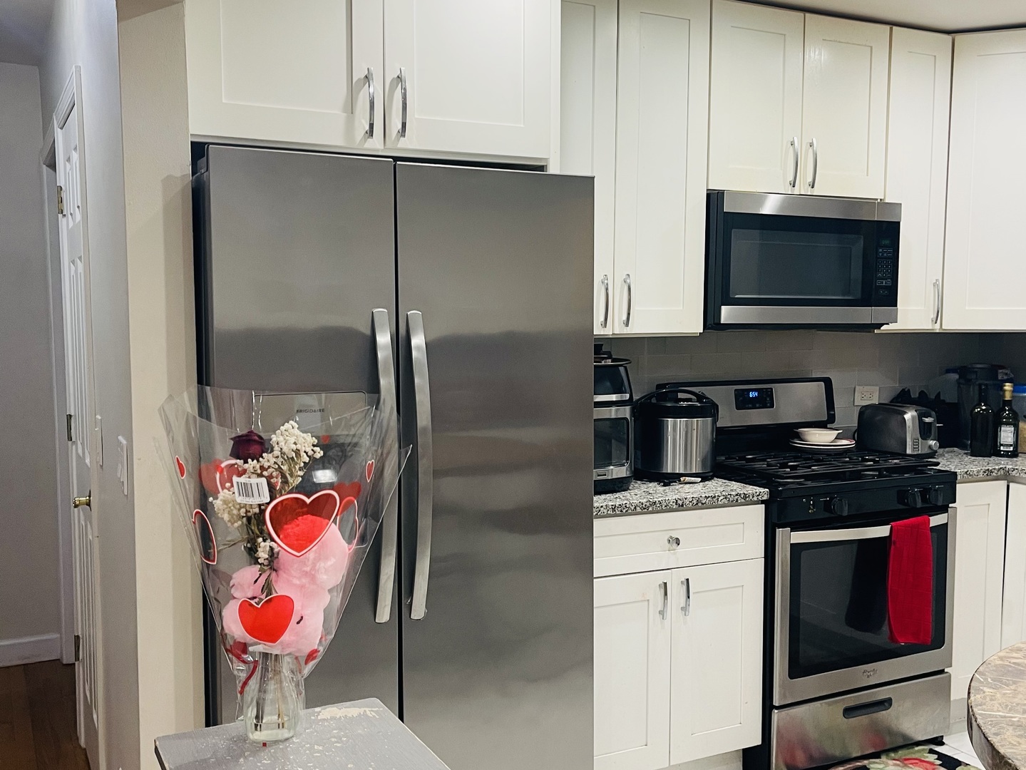 8925 Oriole Avenue, Morton Grove, IL 60053