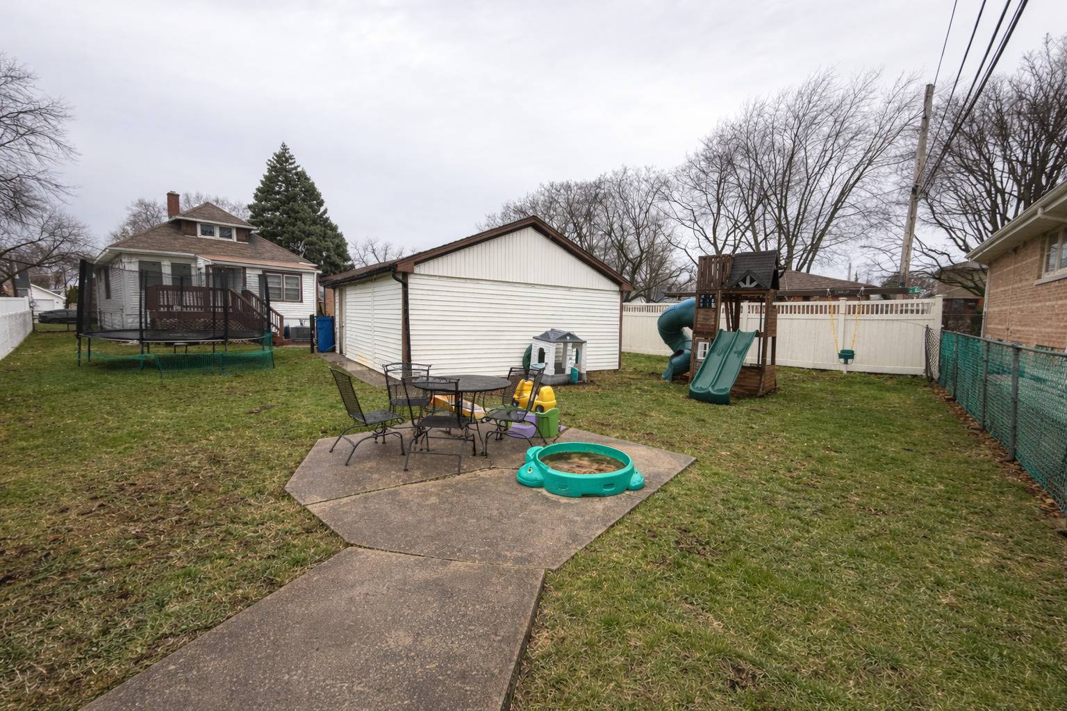 10607 S Springfield Avenue, Chicago, IL 60655