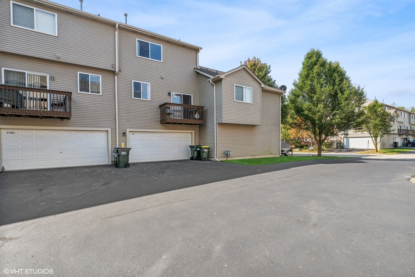 31663 Tallgrass Court, Lakemoor, IL 60051