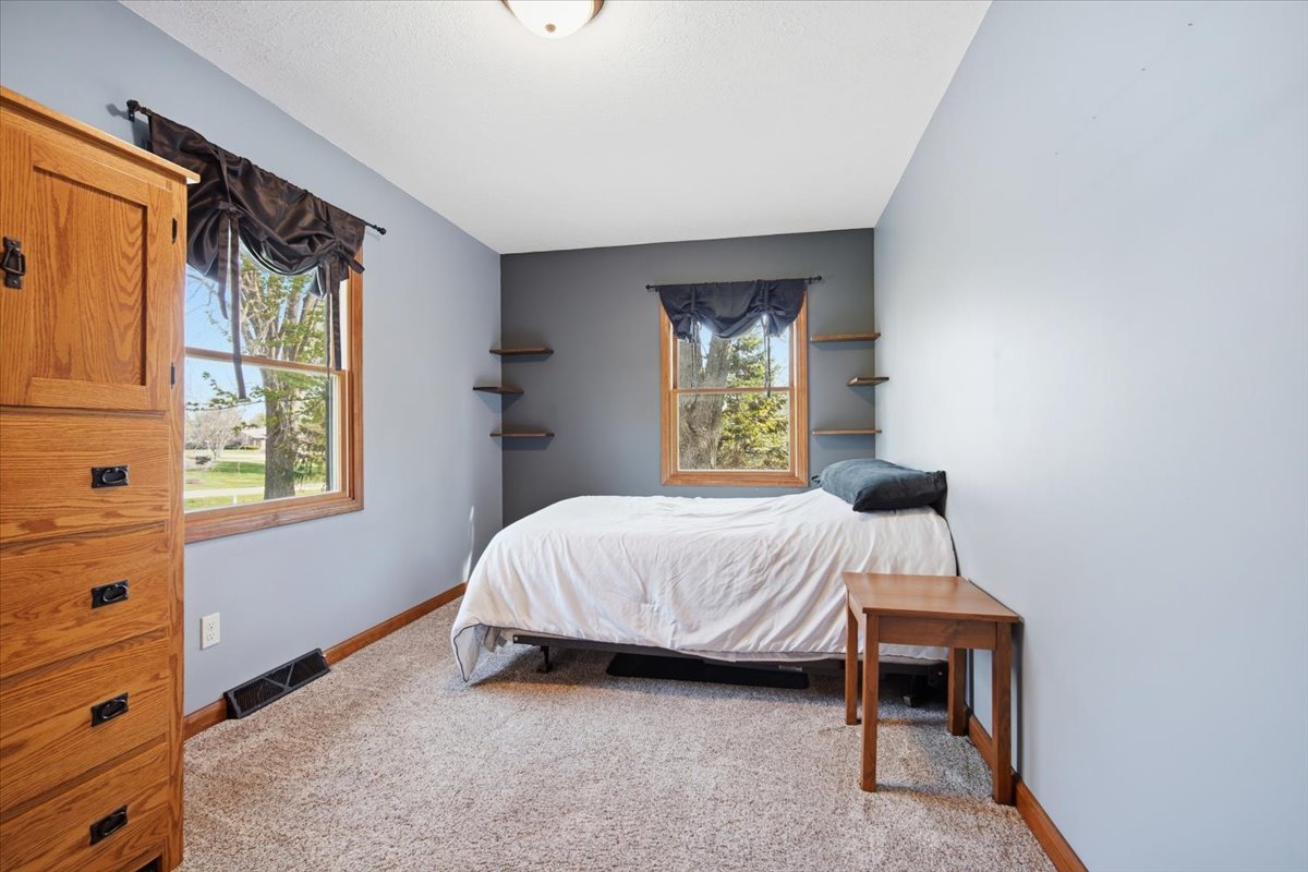 8656 Prairie Trail, Bloomington, IL 61705