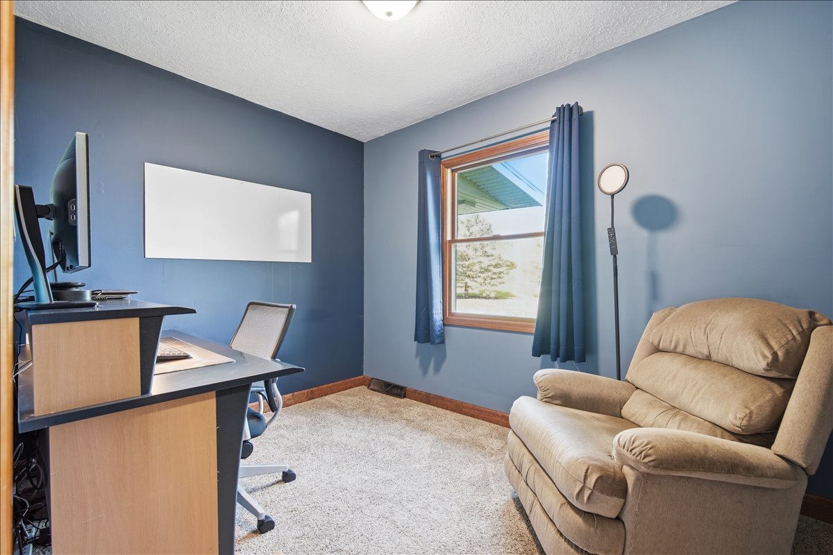 8656 Prairie Trail, Bloomington, IL 61705