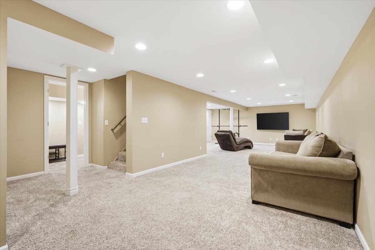 8656 Prairie Trail, Bloomington, IL 61705