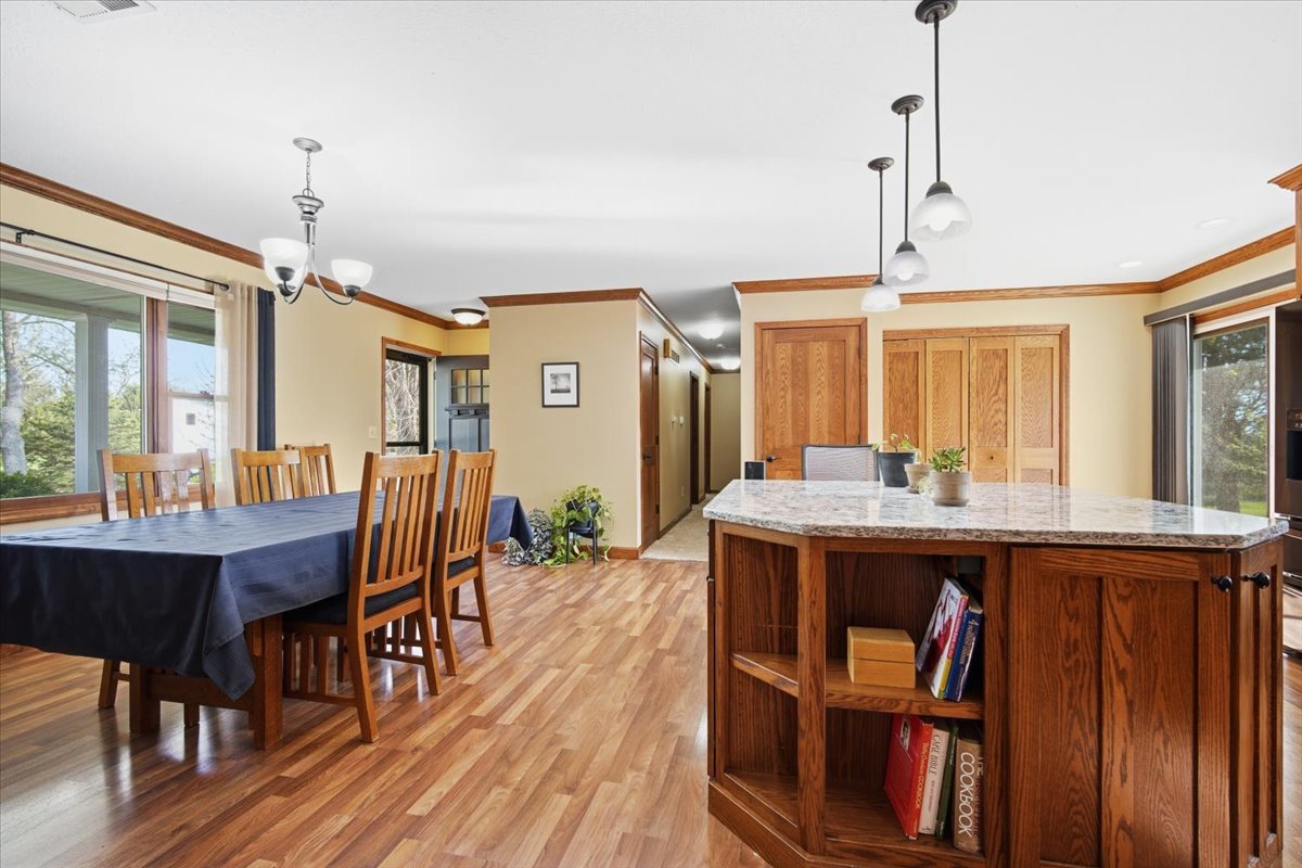 8656 Prairie Trail, Bloomington, IL 61705