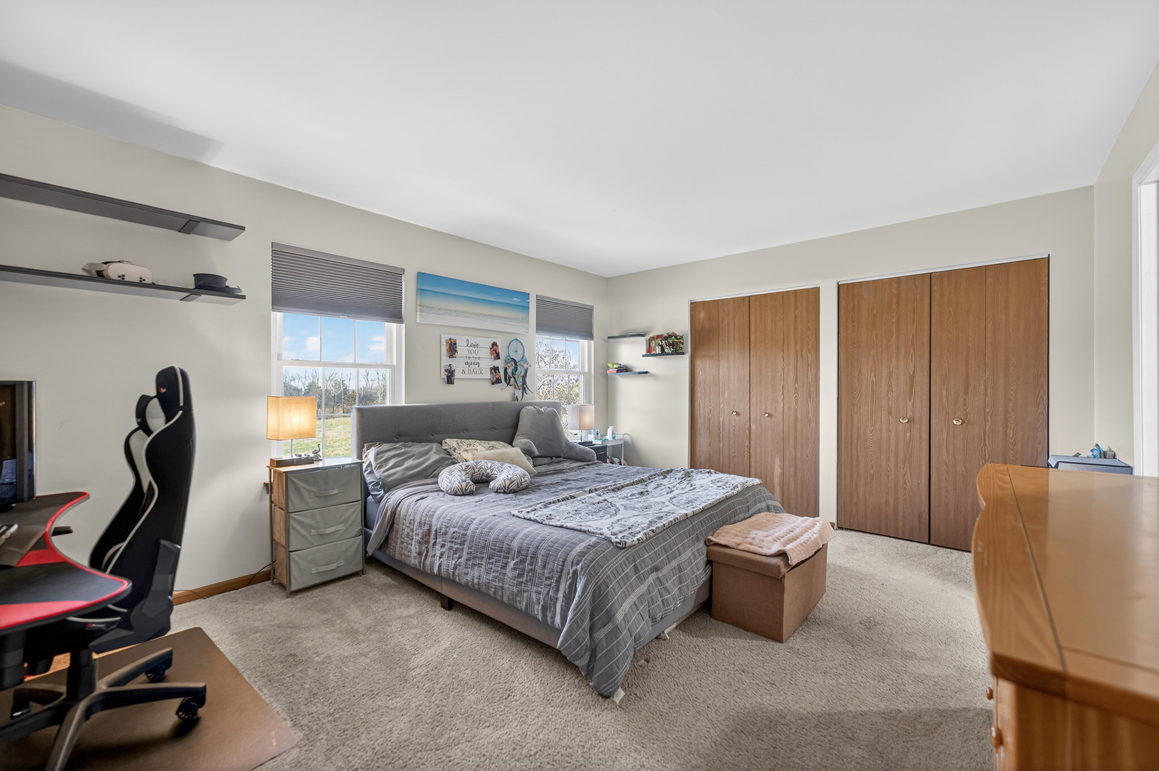 842 N Tamarac Boulevard, Addison, IL 60101