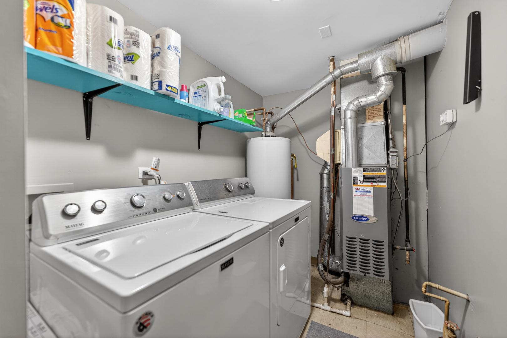 842 N Tamarac Boulevard, Addison, IL 60101