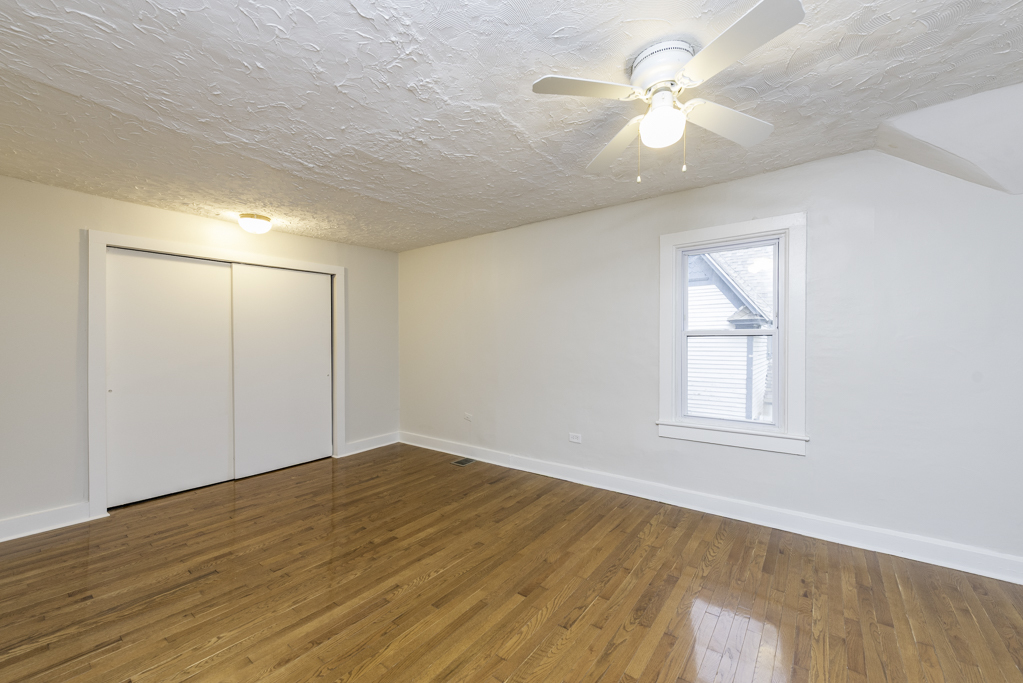 3020 Ezekiel Avenue, Zion, IL 60099