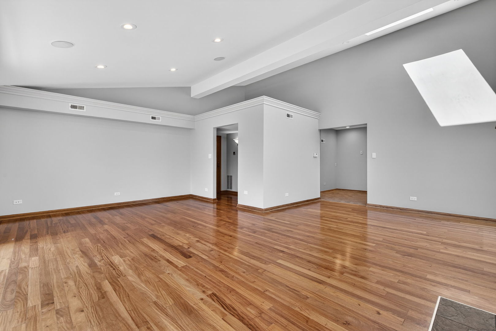 8150 Brookside Drive #204, Palos Park, IL 60464