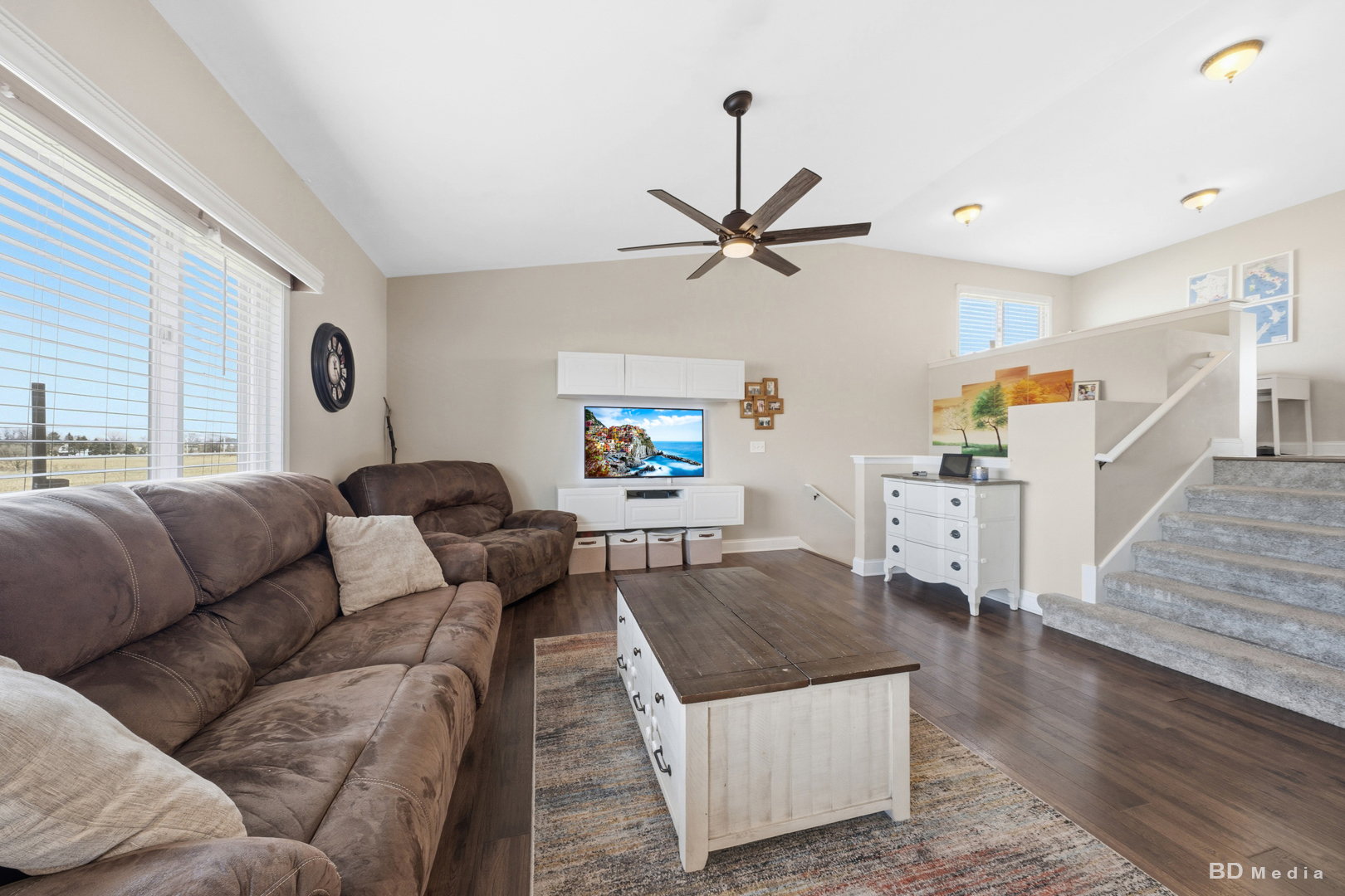 8338 W Chestnut Court, Frankfort, IL 60423