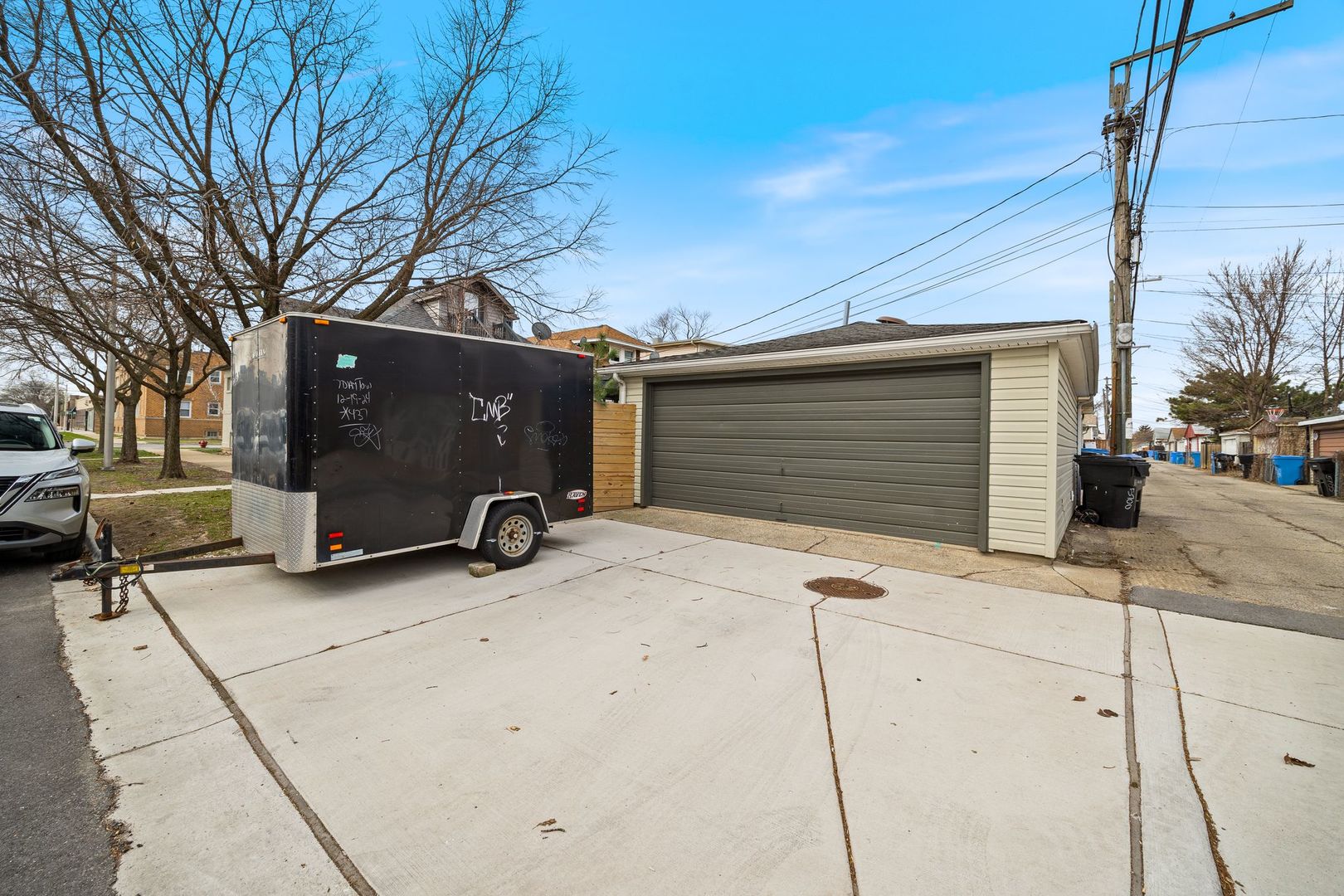 5700 W Melrose Street, Chicago, IL 60634