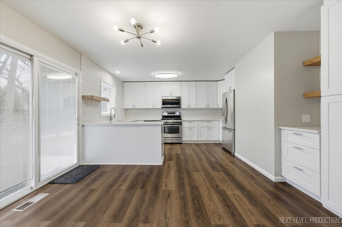 417 Cambridge Way, Bolingbrook, IL 60440