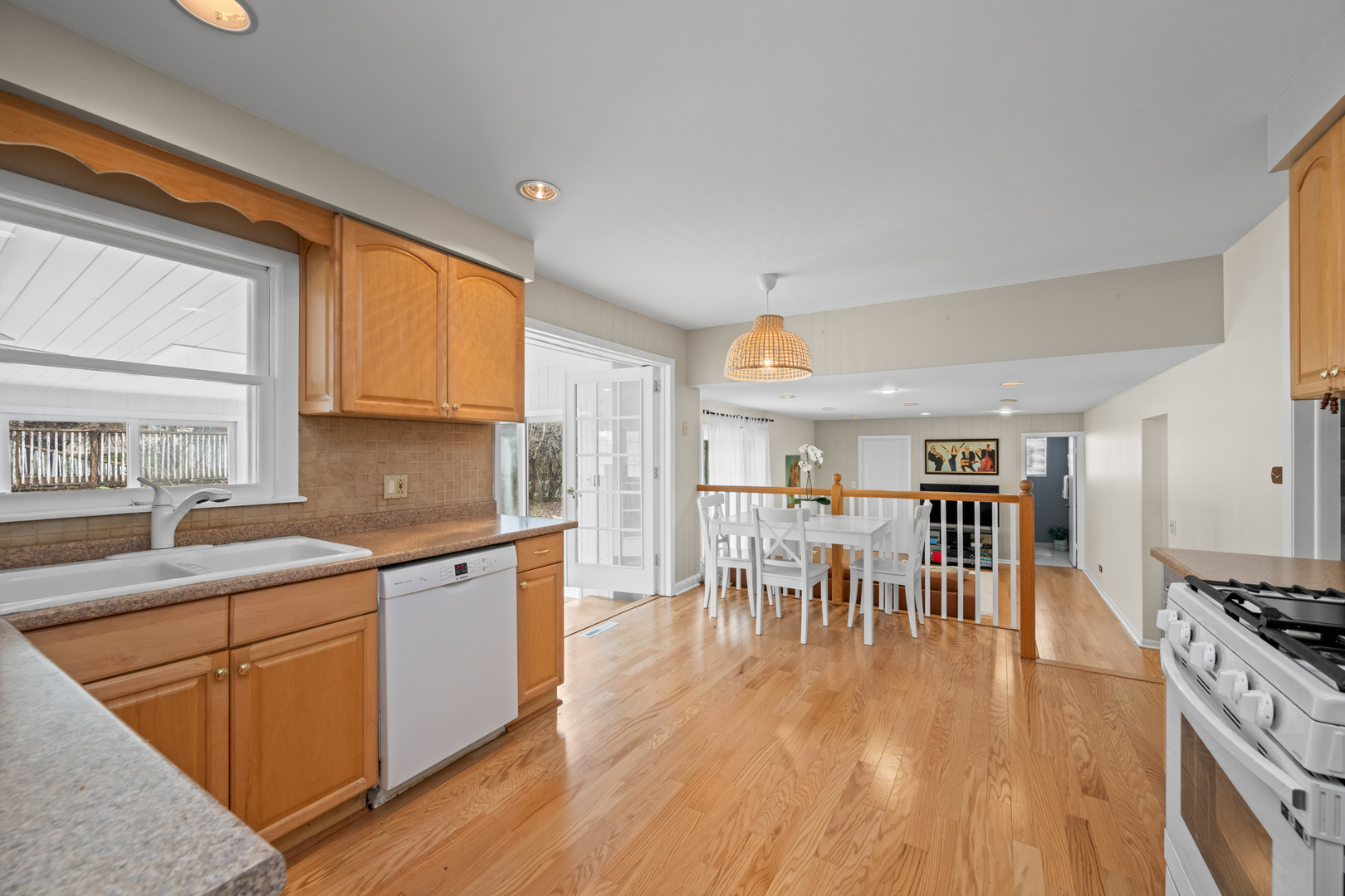 1118 Charlene Lane, Schaumburg, IL 60193