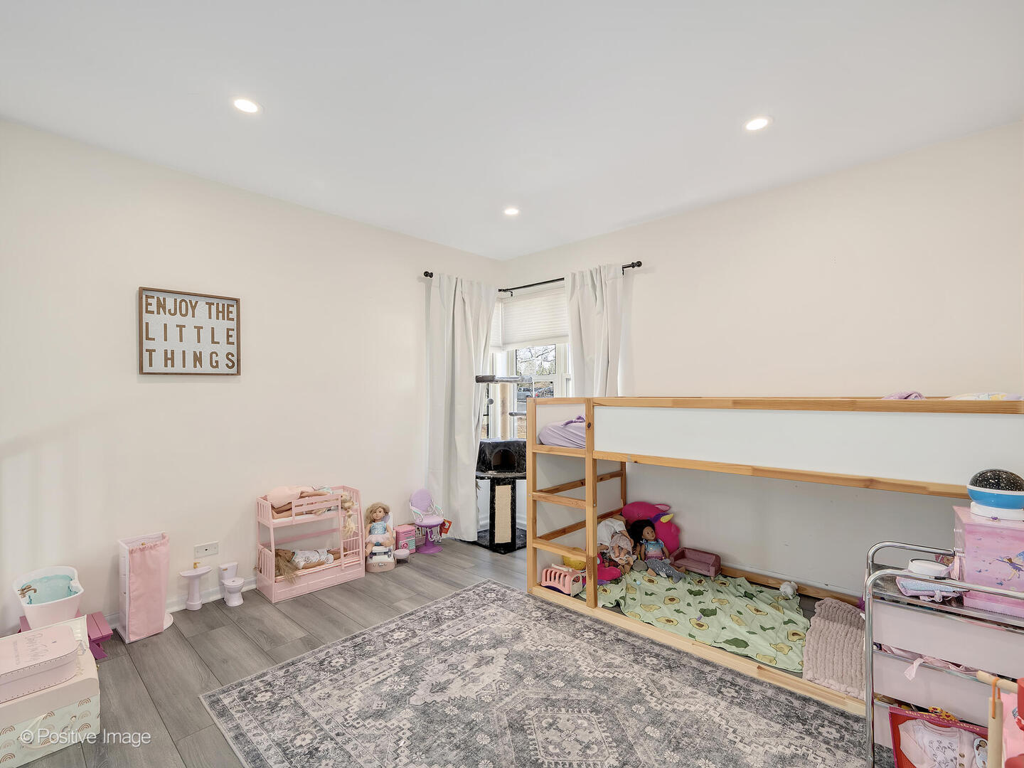 210 Stoneybrook Lane, Bloomingdale, IL 60108