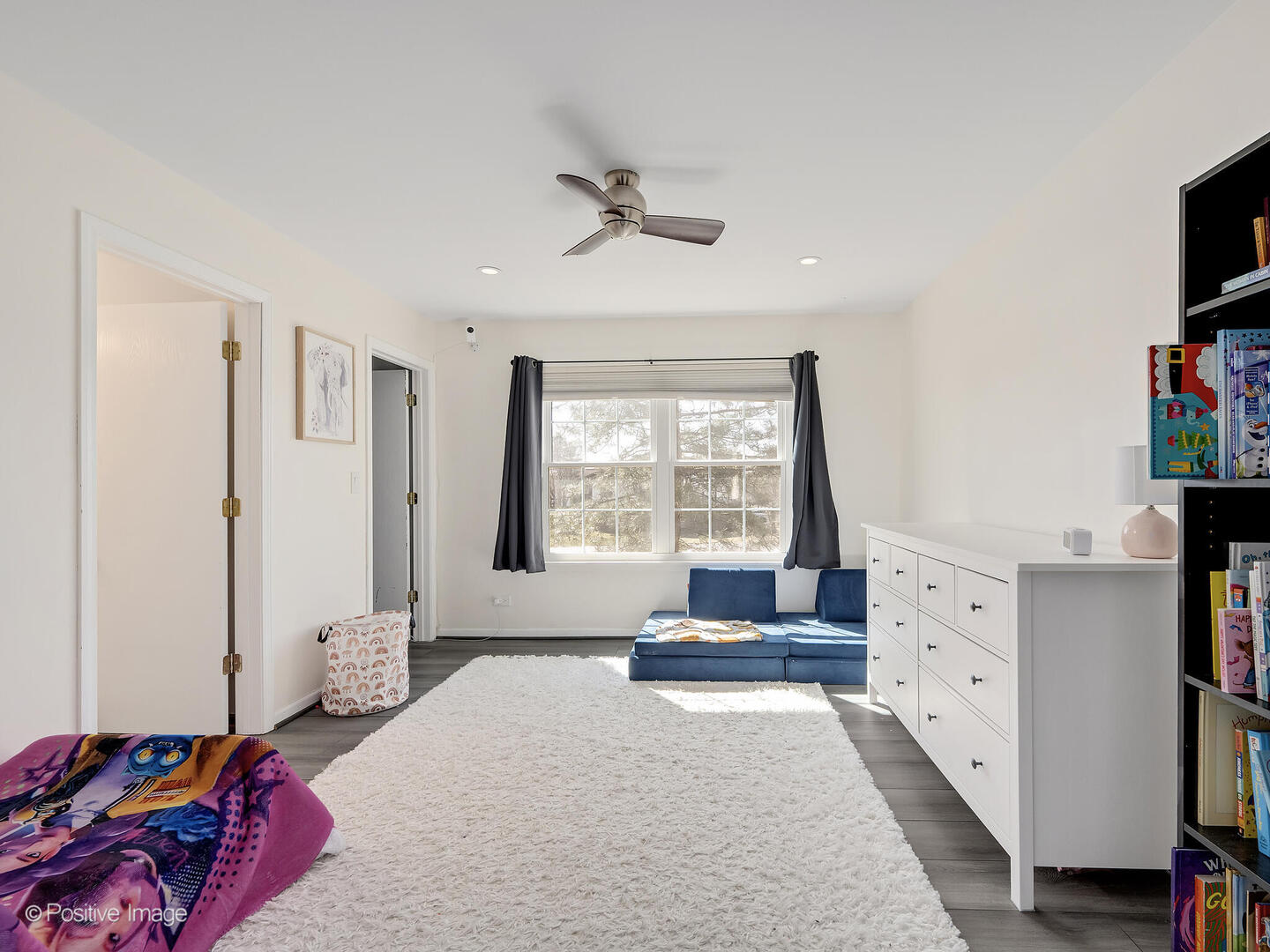 210 Stoneybrook Lane, Bloomingdale, IL 60108