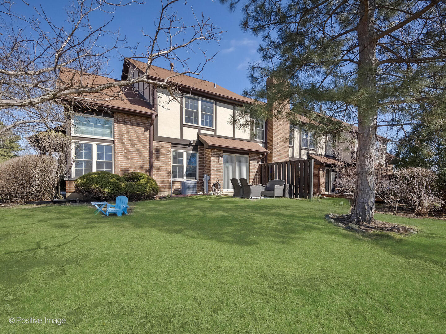 210 Stoneybrook Lane, Bloomingdale, IL 60108