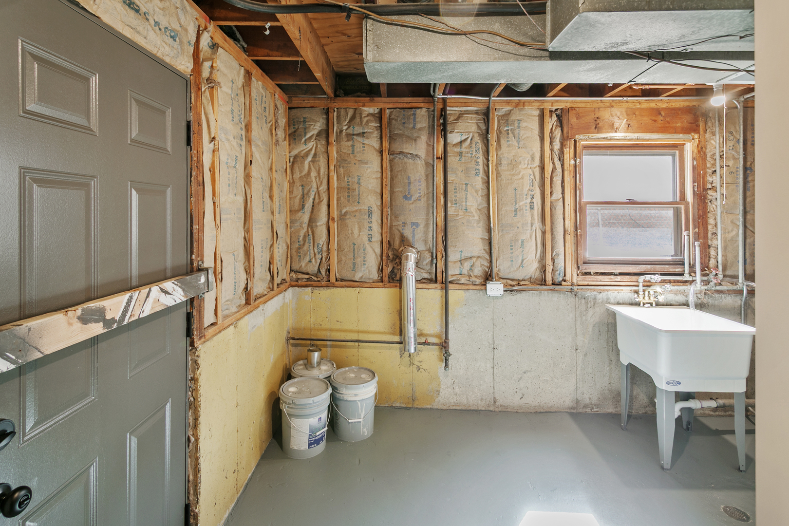 14129 S Hoxie Avenue, Burnham, IL 60633