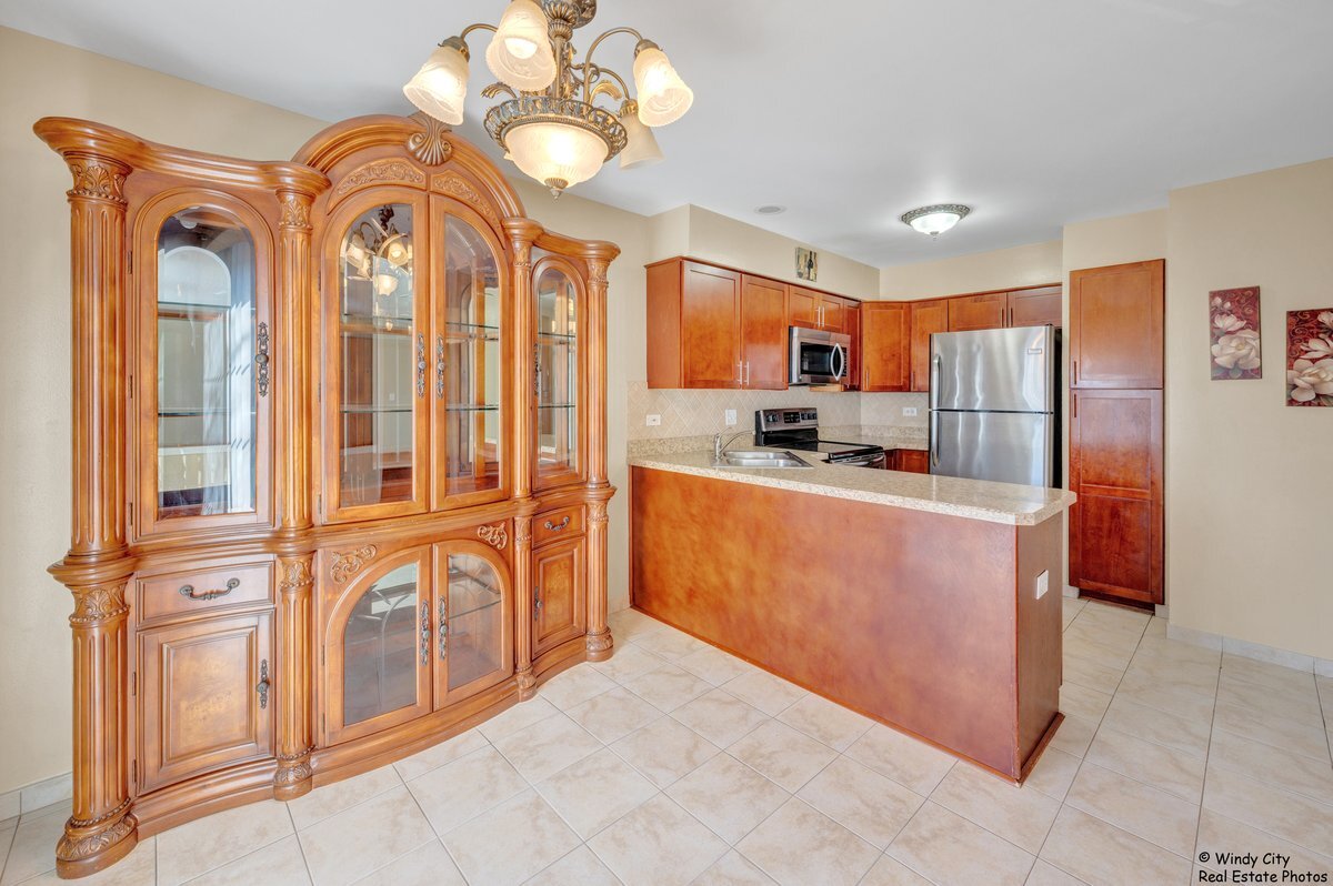 1346 S Lorraine Road #E, Wheaton, IL 60189