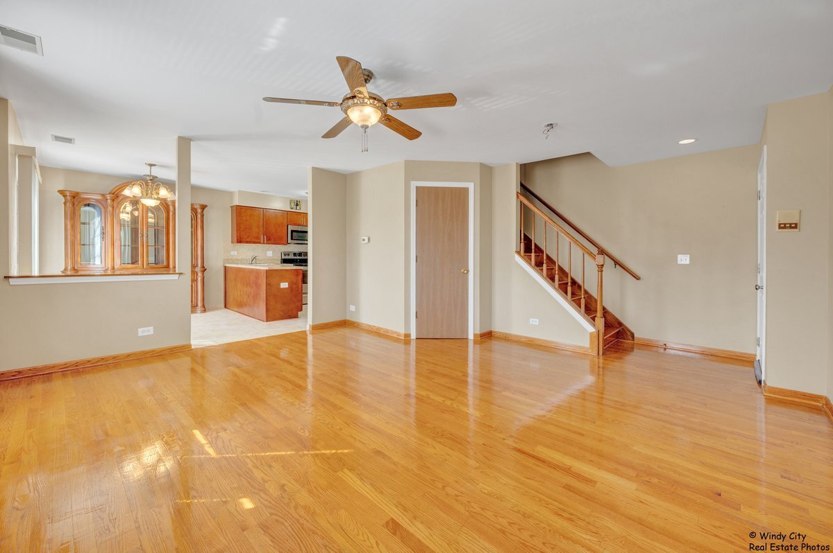 1346 S Lorraine Road #E, Wheaton, IL 60189