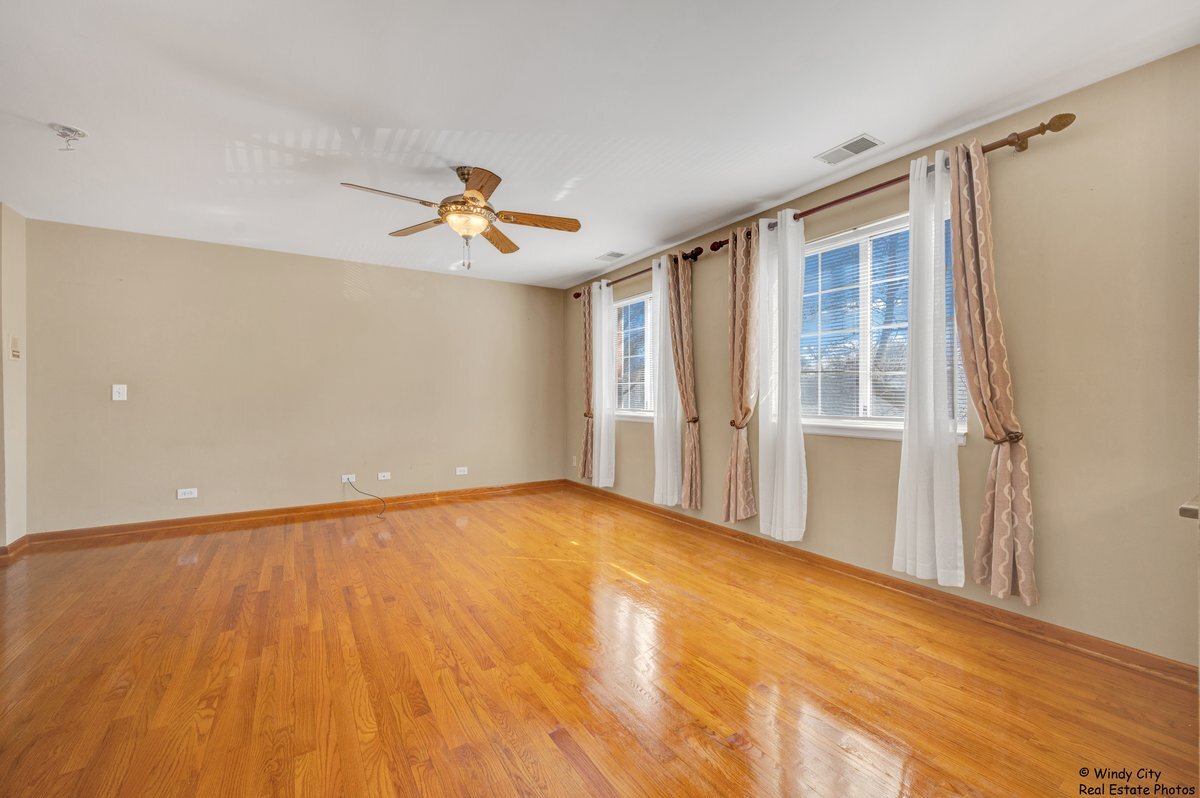 1346 S Lorraine Road #E, Wheaton, IL 60189