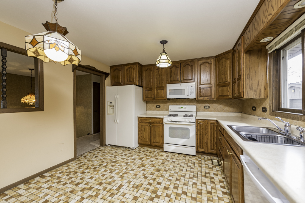 9743 W 16th Street, Zion, IL 60099