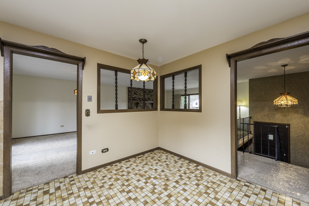 9743 W 16th Street, Zion, IL 60099