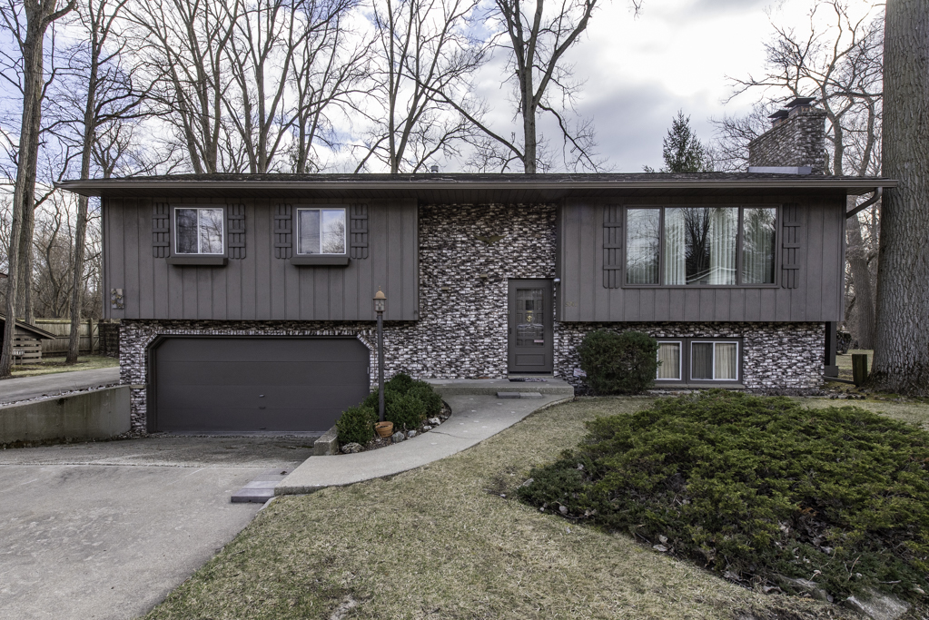 9743 W 16th Street, Zion, IL 60099