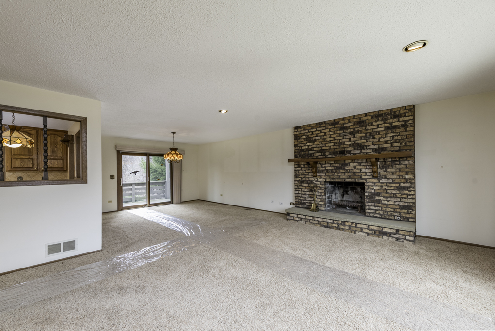 9743 W 16th Street, Zion, IL 60099