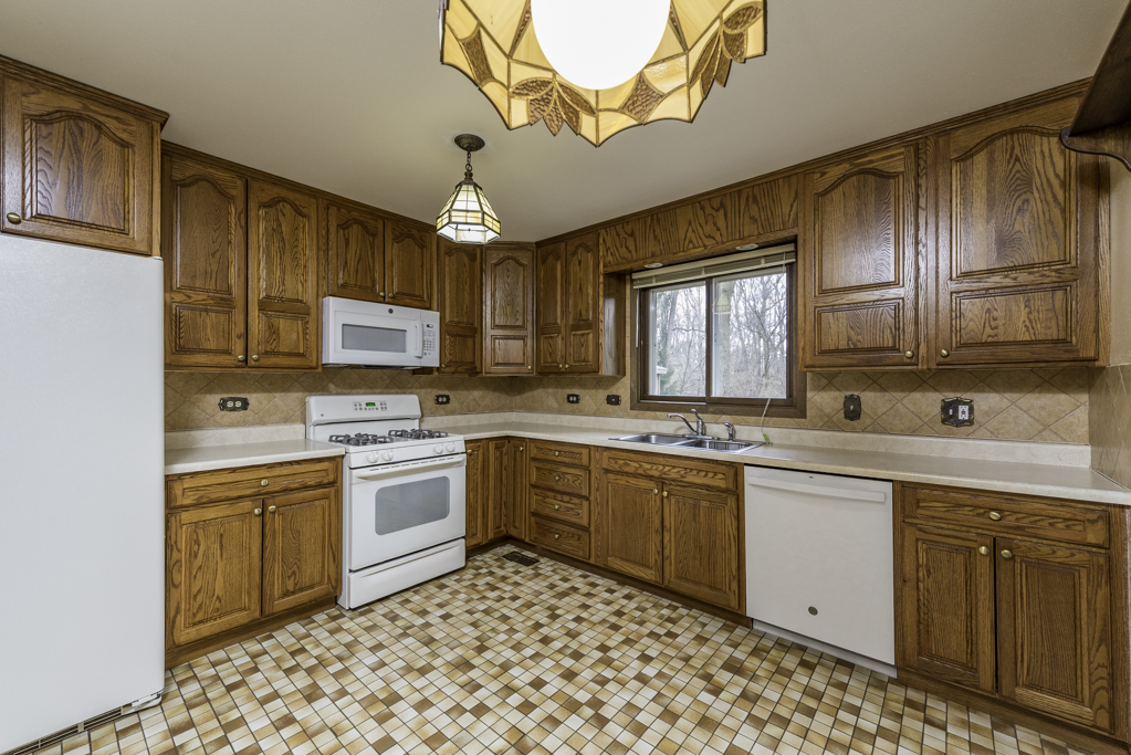 9743 W 16th Street, Zion, IL 60099