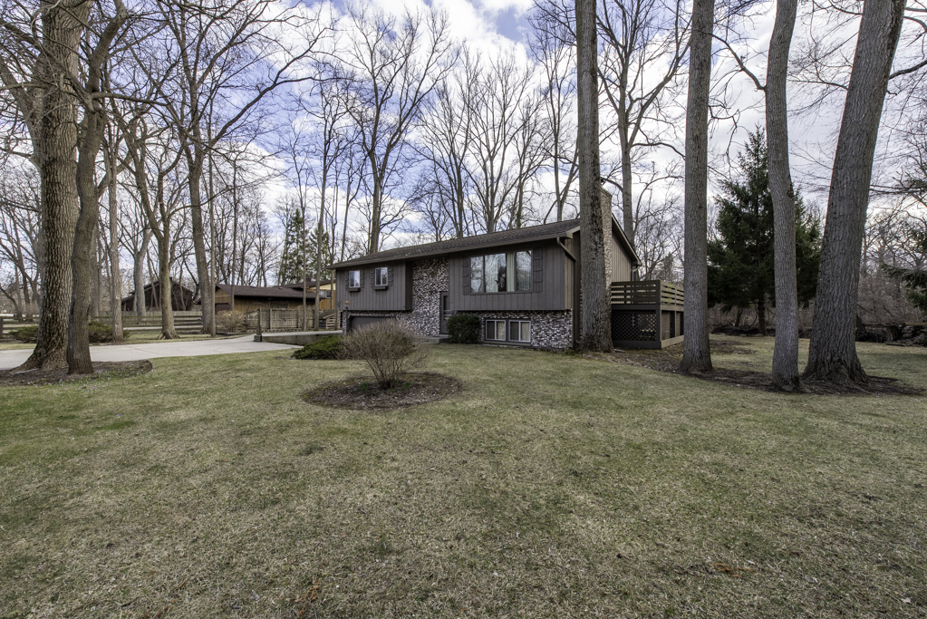 9743 W 16th Street, Zion, IL 60099