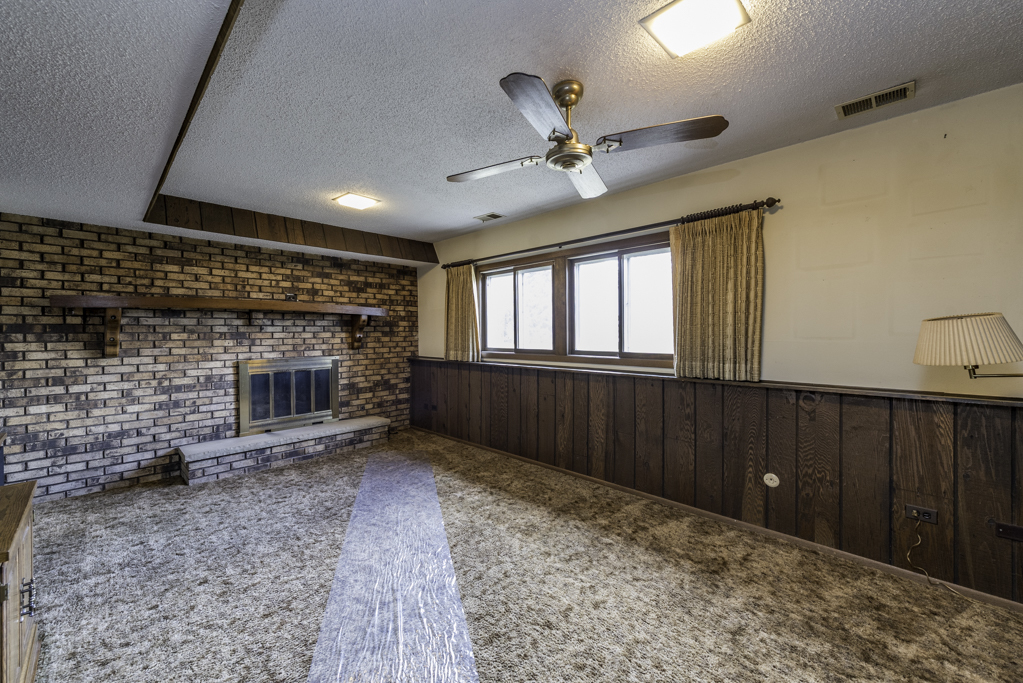 9743 W 16th Street, Zion, IL 60099