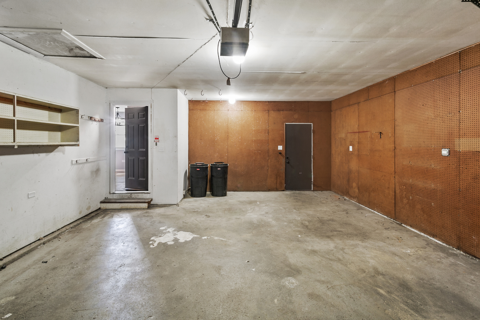 6151 Victoria Drive, Oak Forest, IL 60452