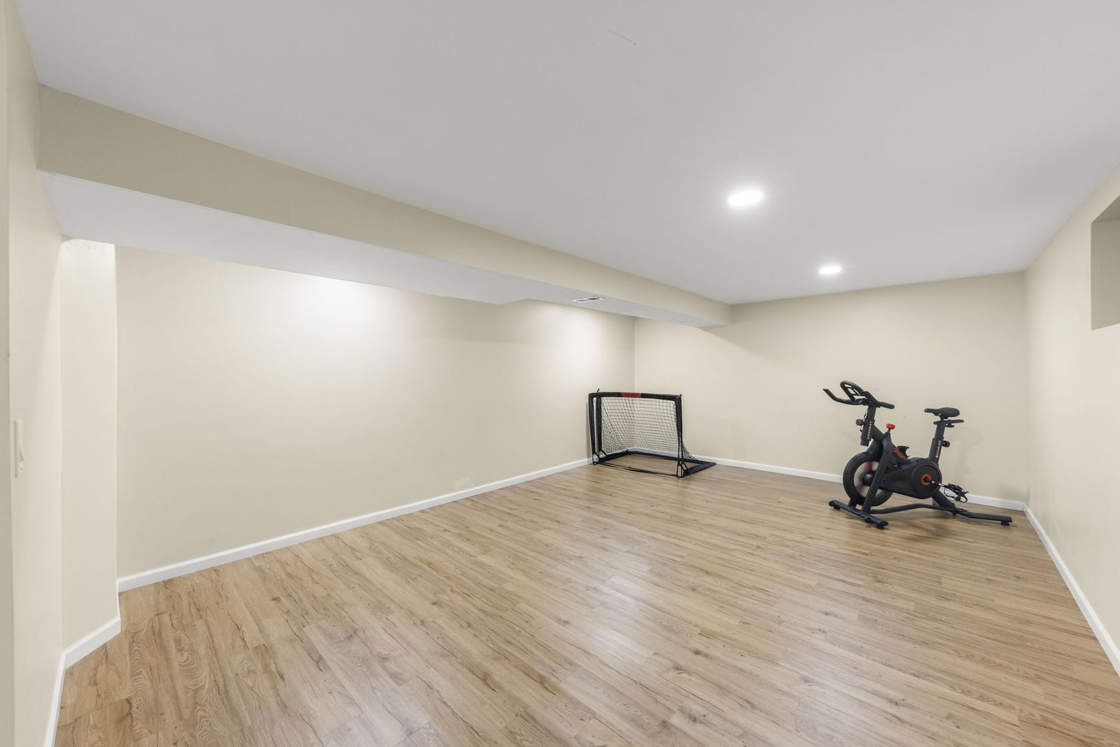 1301 Peshtigo Avenue, Naperville, IL 60564