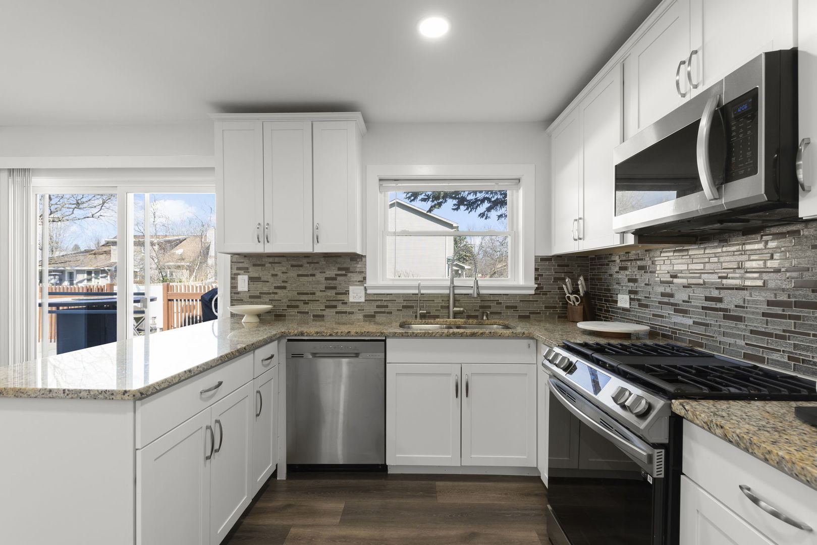 1301 Peshtigo Avenue, Naperville, IL 60564