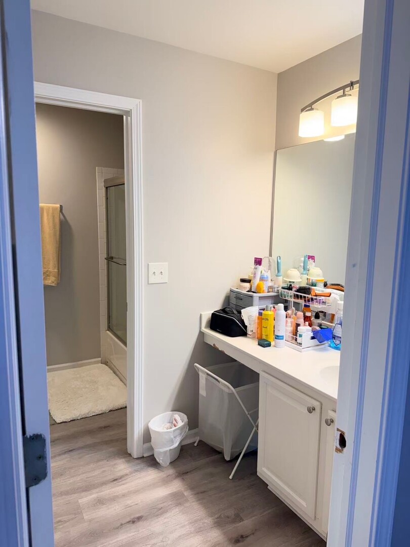 Naperville, IL 60564