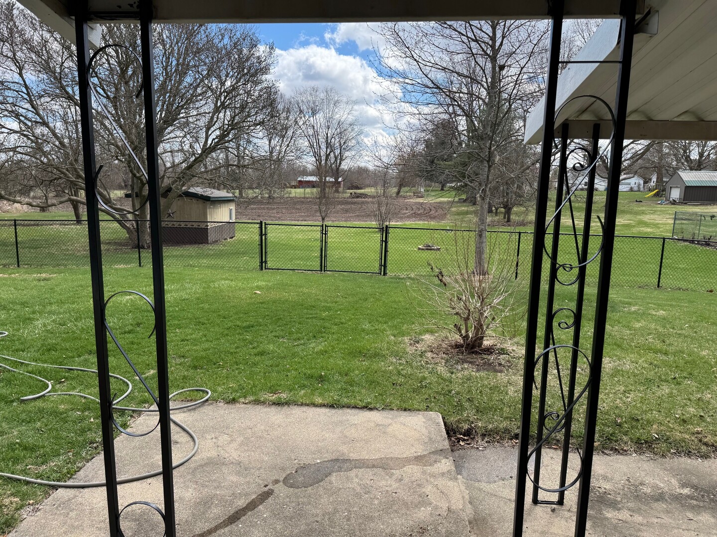 213 E State Street, Washburn, IL 61570