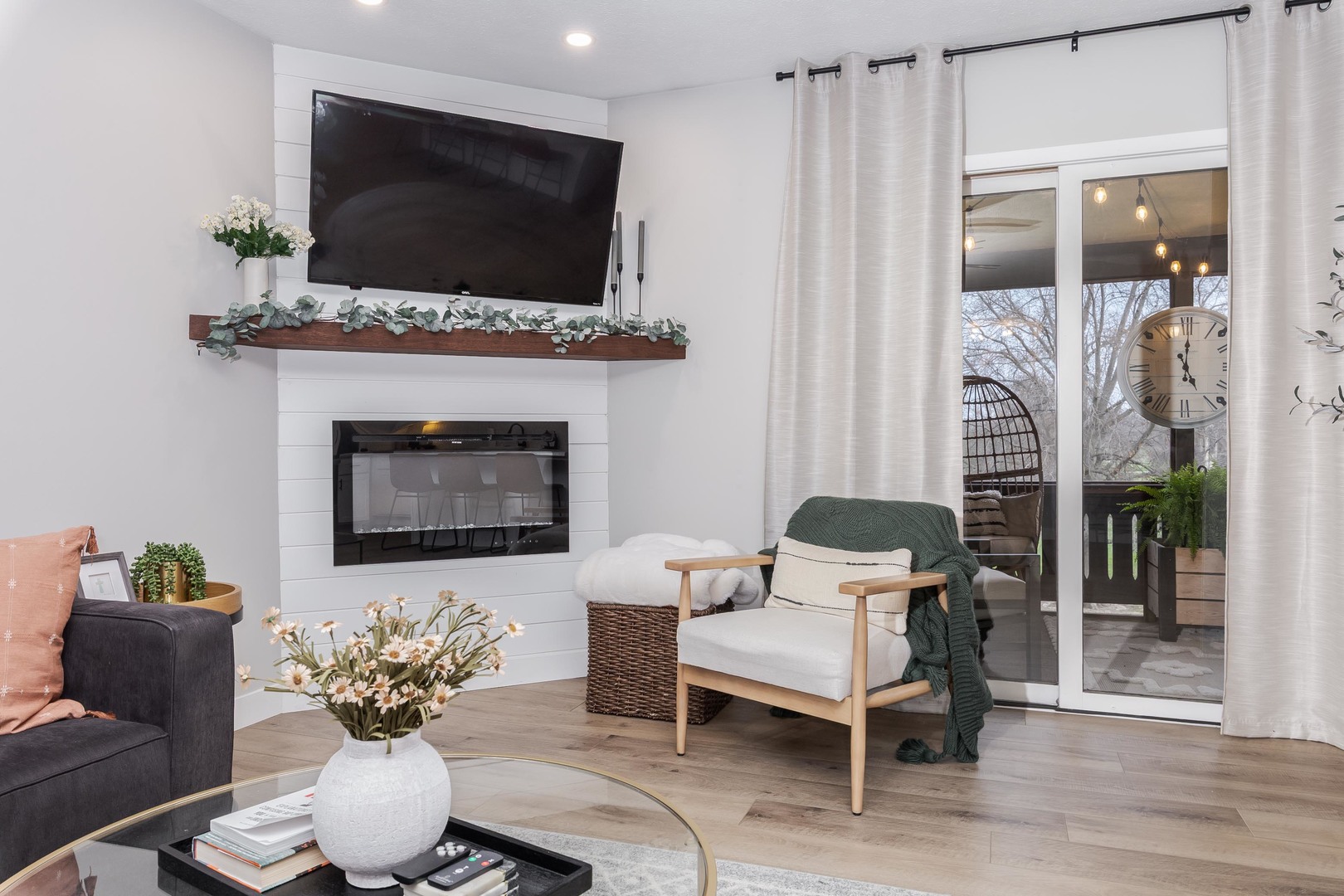 606 Carol Court #B-2, Pontiac, IL 61764