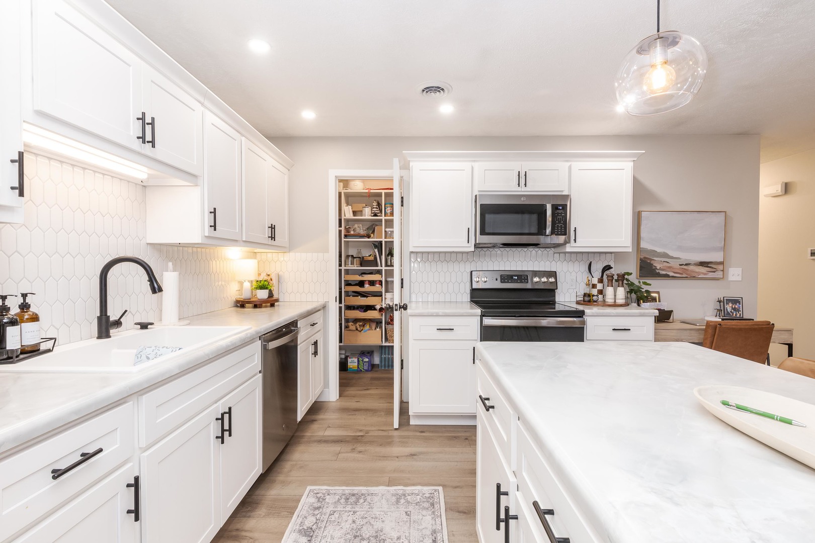 606 Carol Court #B-2, Pontiac, IL 61764