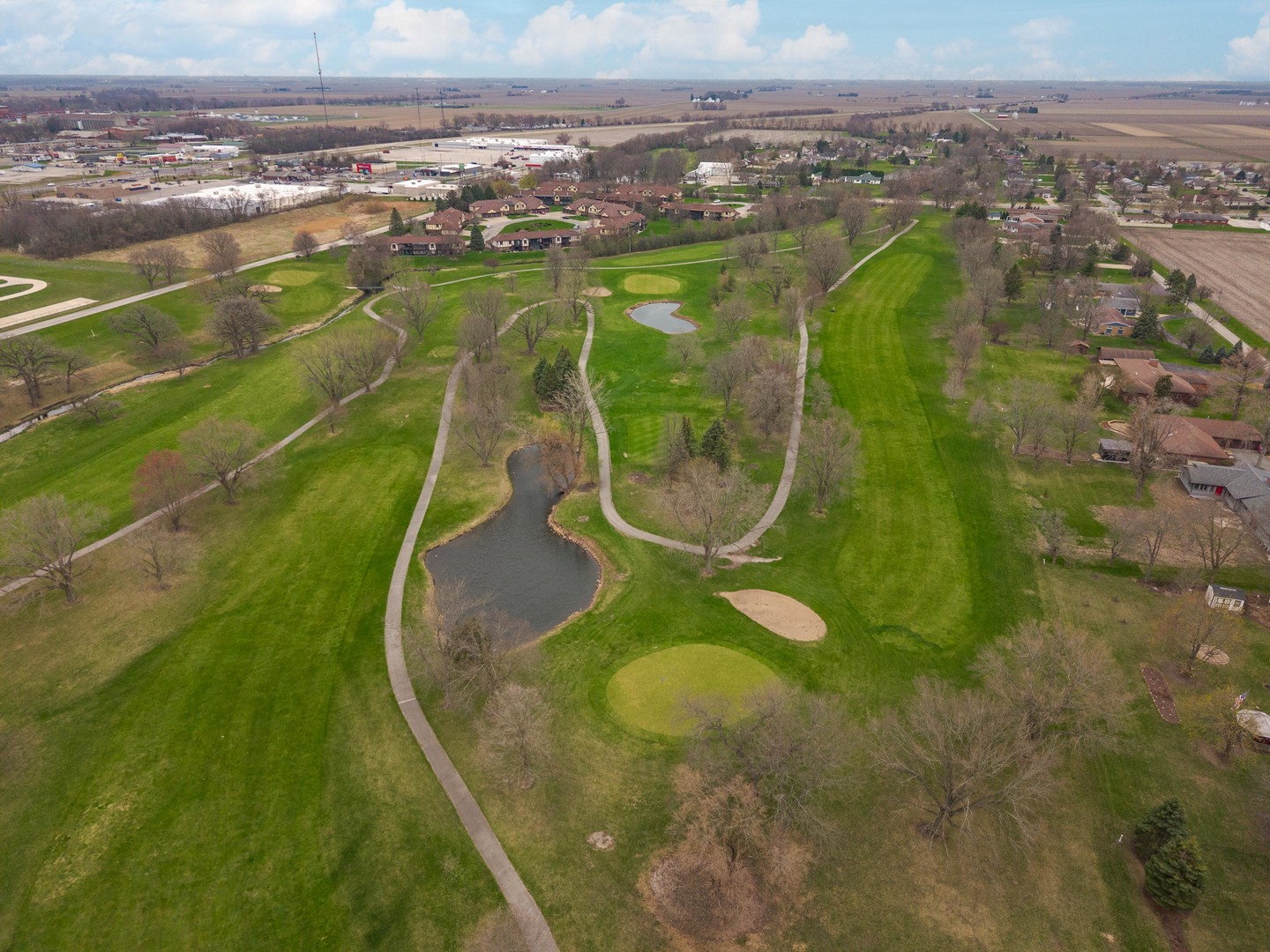 606 Carol Court #B-2, Pontiac, IL 61764