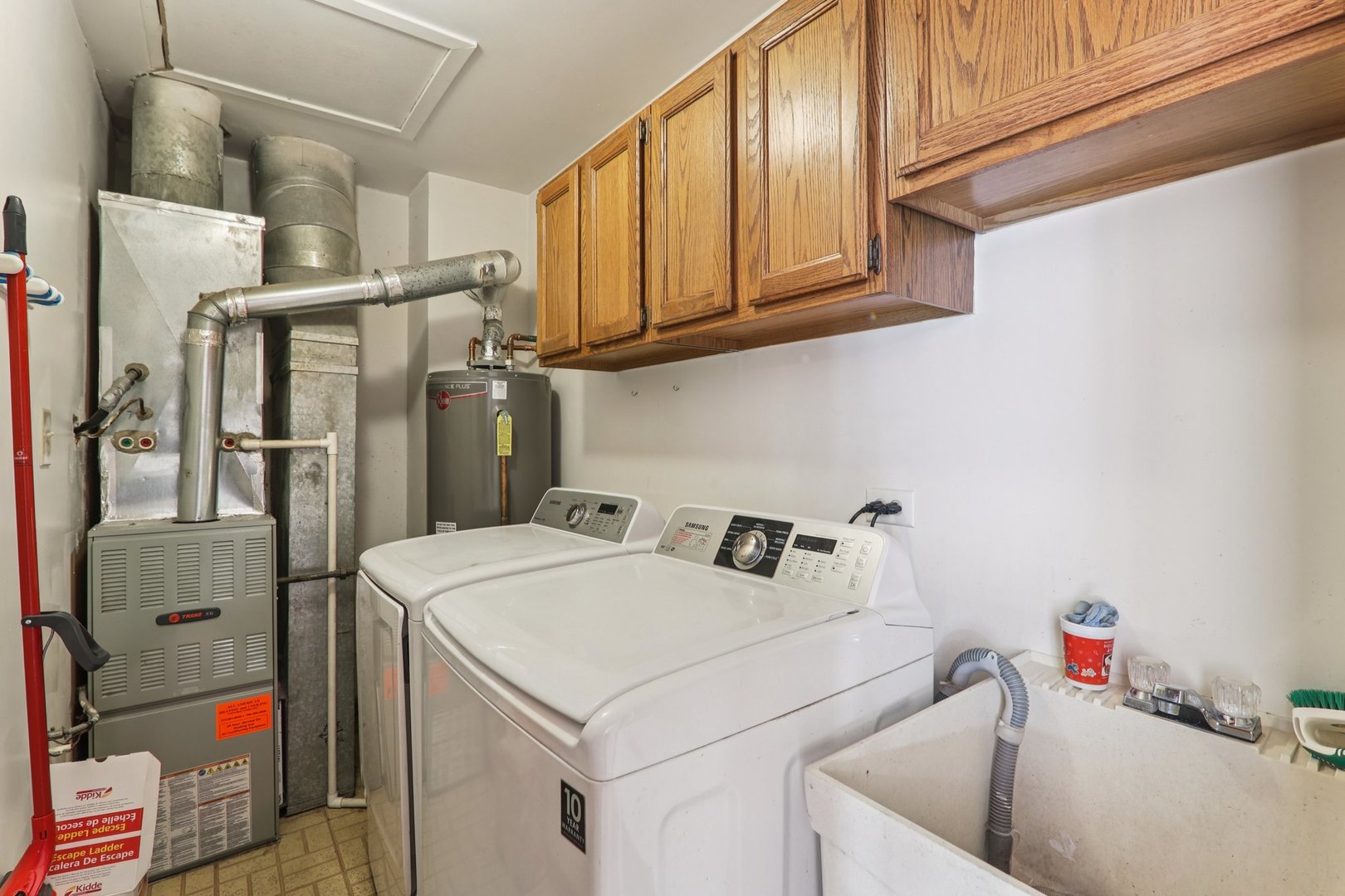 4735 W 105th Street #204, Oak Lawn, IL 60453