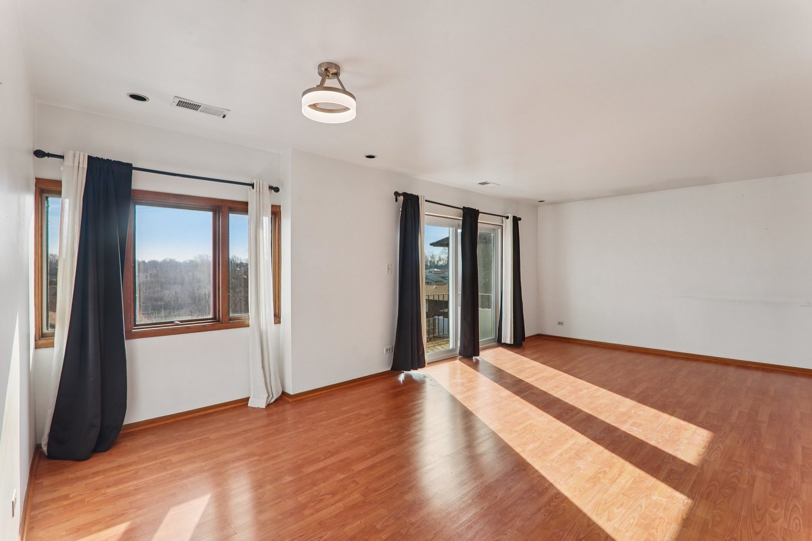 4735 W 105th Street #204, Oak Lawn, IL 60453