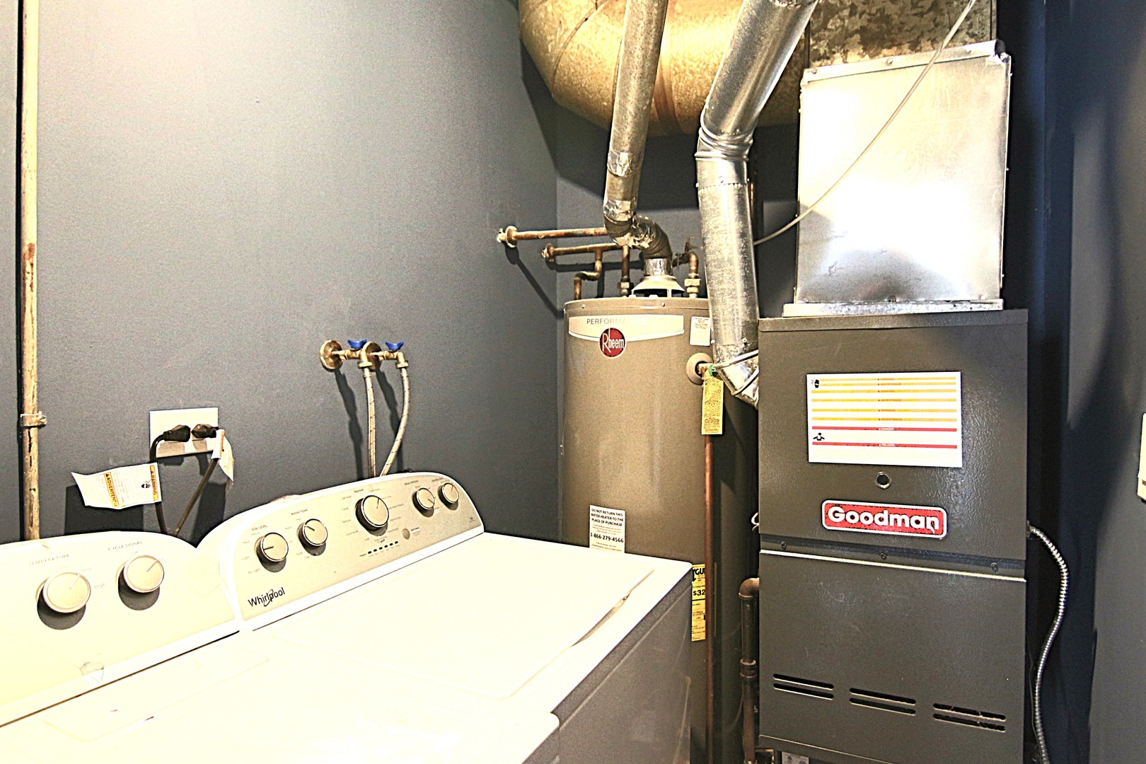 844 Tamms Lane, Bolingbrook, IL 60440