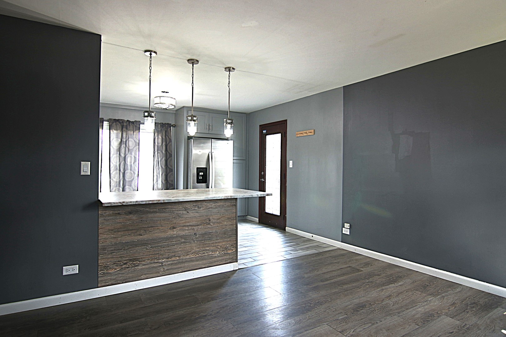 844 Tamms Lane, Bolingbrook, IL 60440