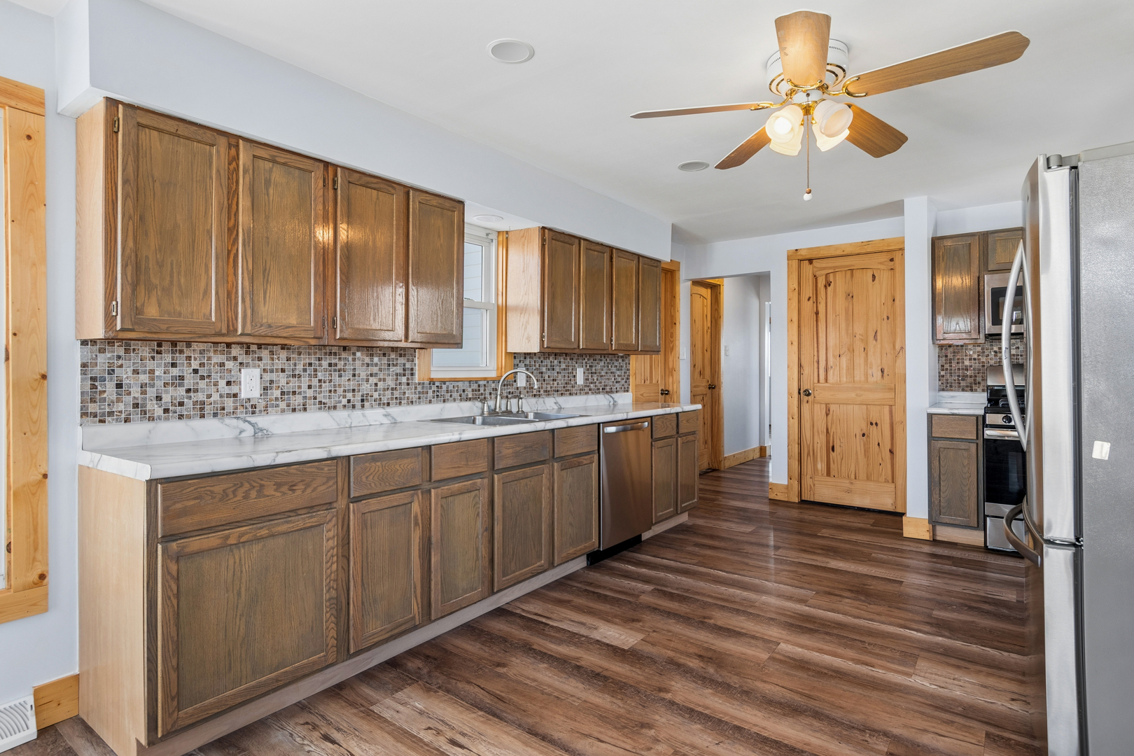 3292 E 24th Road, Marseilles, IL 61341